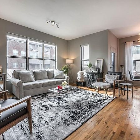 Trendy Castleberry Hill Condo- Walk To Mercedes Benz/ All Downtown Attractions แอตแลนตา ภายนอก รูปภาพ