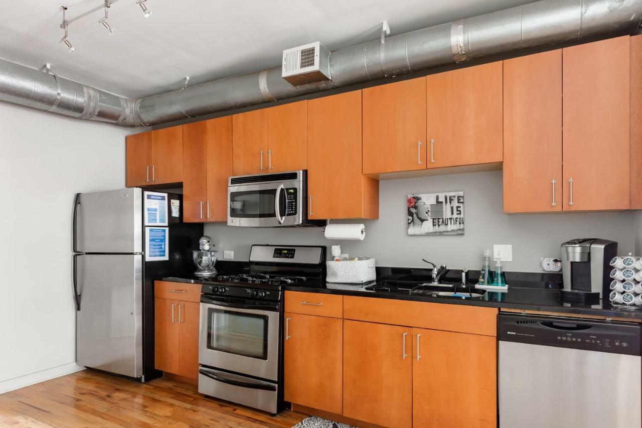 Trendy Castleberry Hill Condo- Walk To Mercedes Benz/ All Downtown Attractions แอตแลนตา ภายนอก รูปภาพ