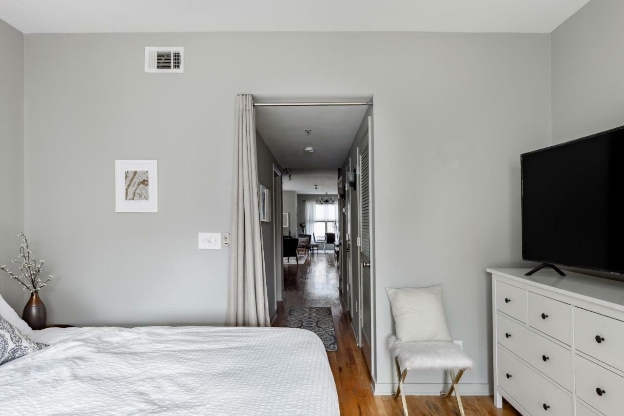 Trendy Castleberry Hill Condo- Walk To Mercedes Benz/ All Downtown Attractions แอตแลนตา ภายนอก รูปภาพ